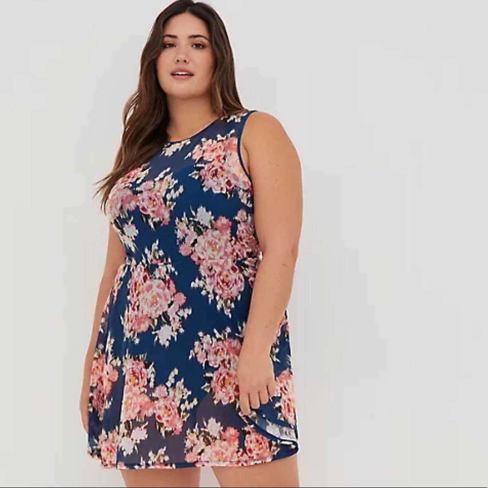 Torrid Floral Blue Underwire Swim Dress Long Length 2-D/DD
